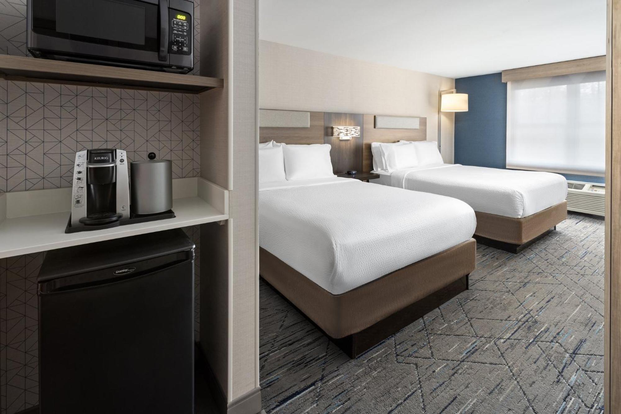 Holiday Inn Express Hotel & Suites Freeport By Ihg Exterior foto