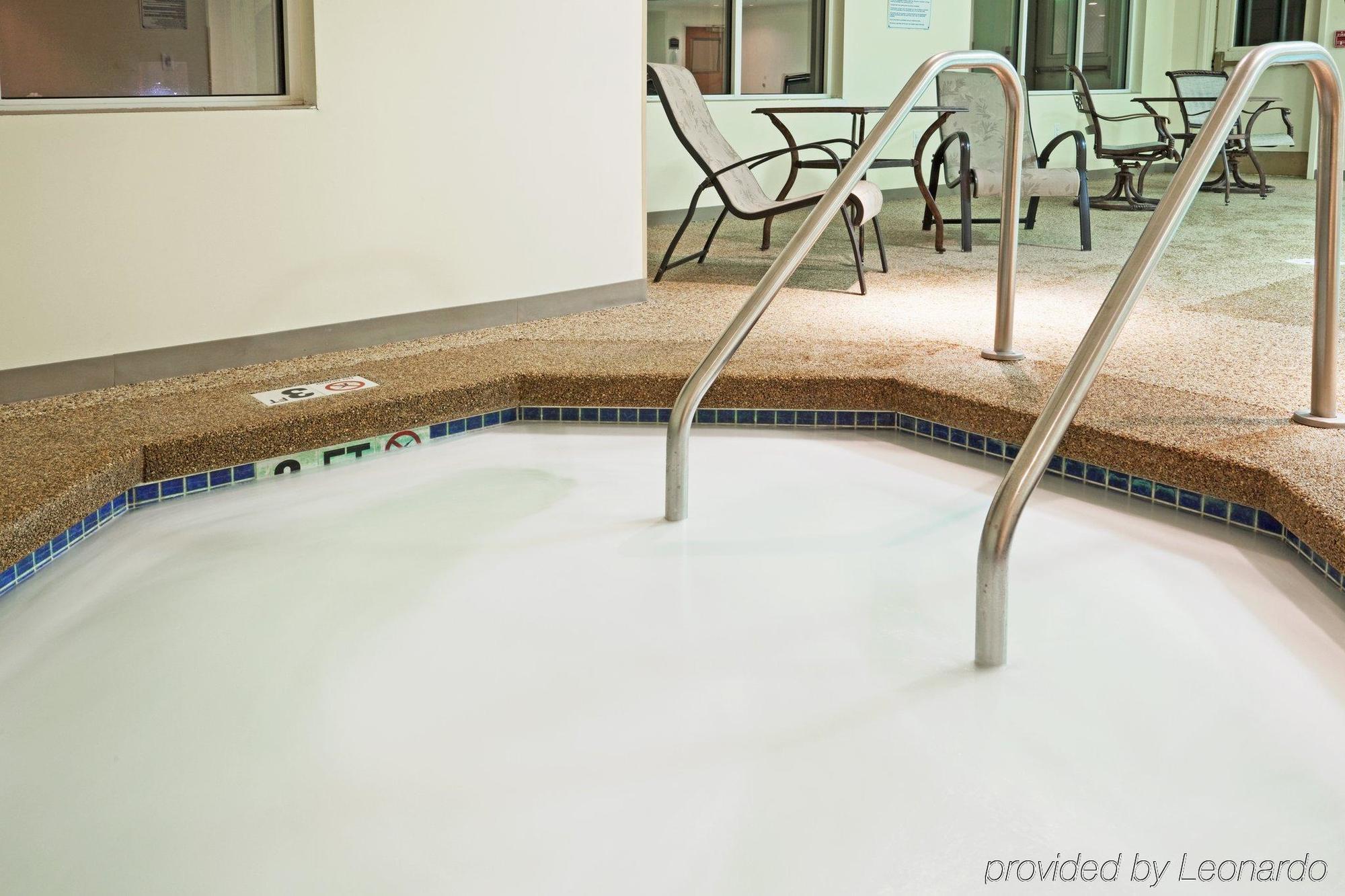 Holiday Inn Express Hotel & Suites Freeport By Ihg Exterior foto